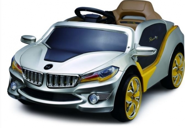Электромобиль BMW o002oo с дистанционным управлением